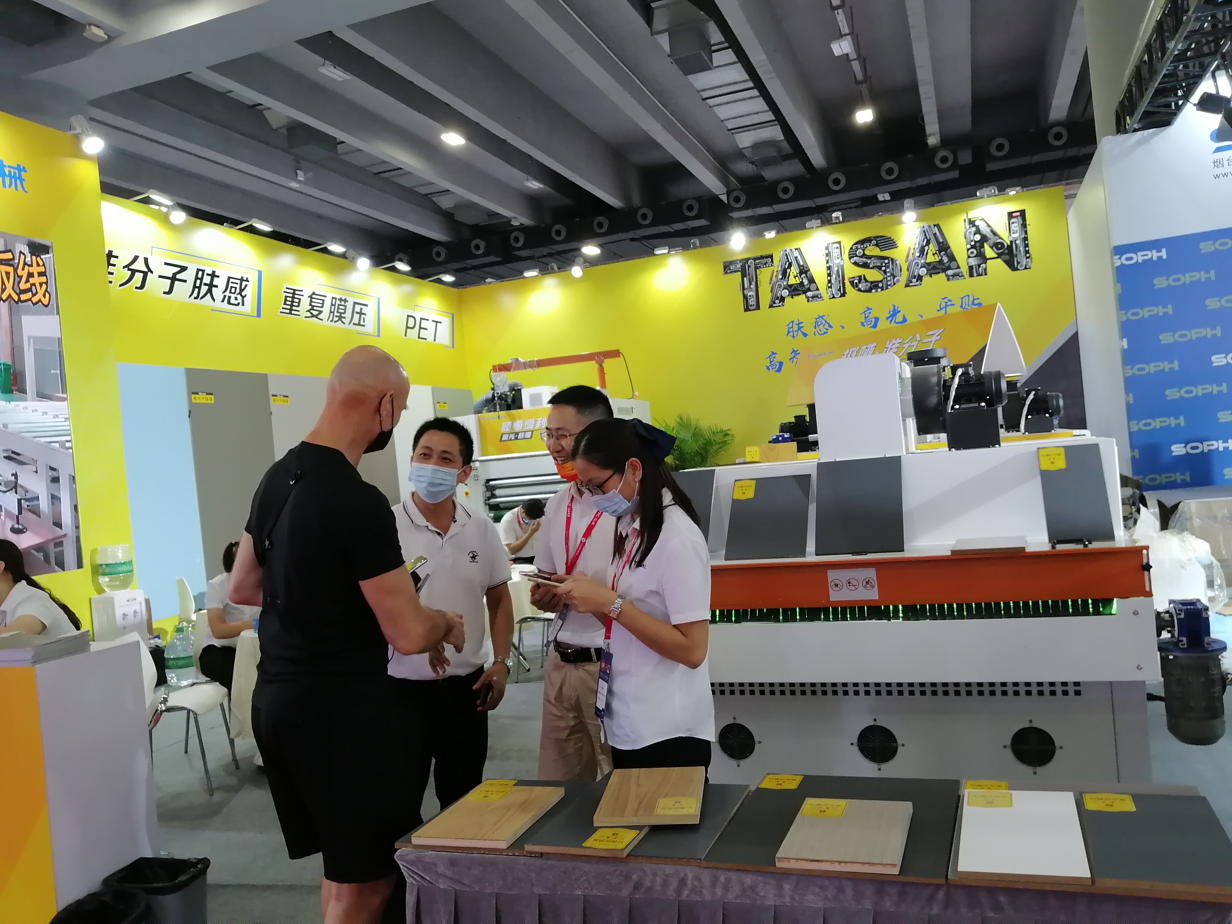  Une conclusion réussie aux expositions jumelles à Guangzhou. Un nouveau défi qui démarre.